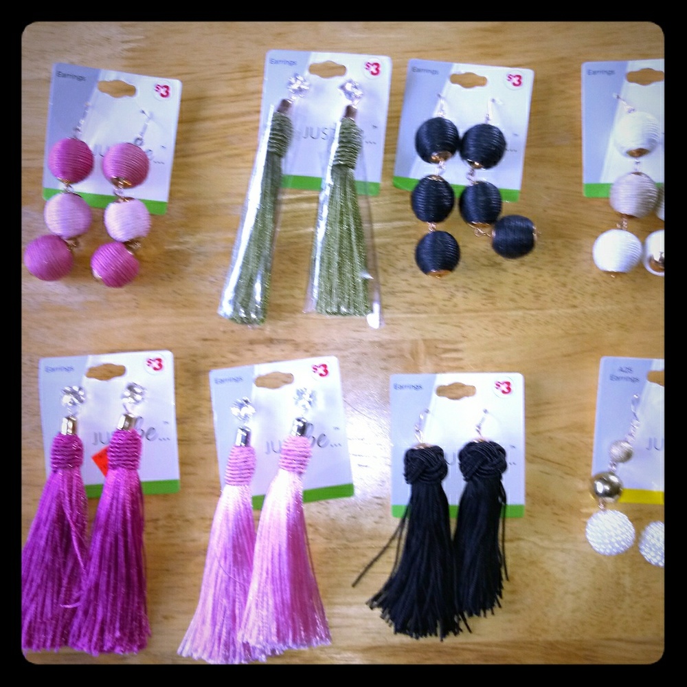 Earing Lot